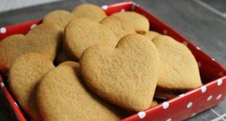 Печенье «Сердечки» с глазурью ко Дню влюбленных